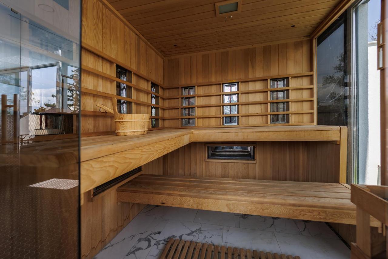 Bauhaus Wellness 105 Apartment Siofok